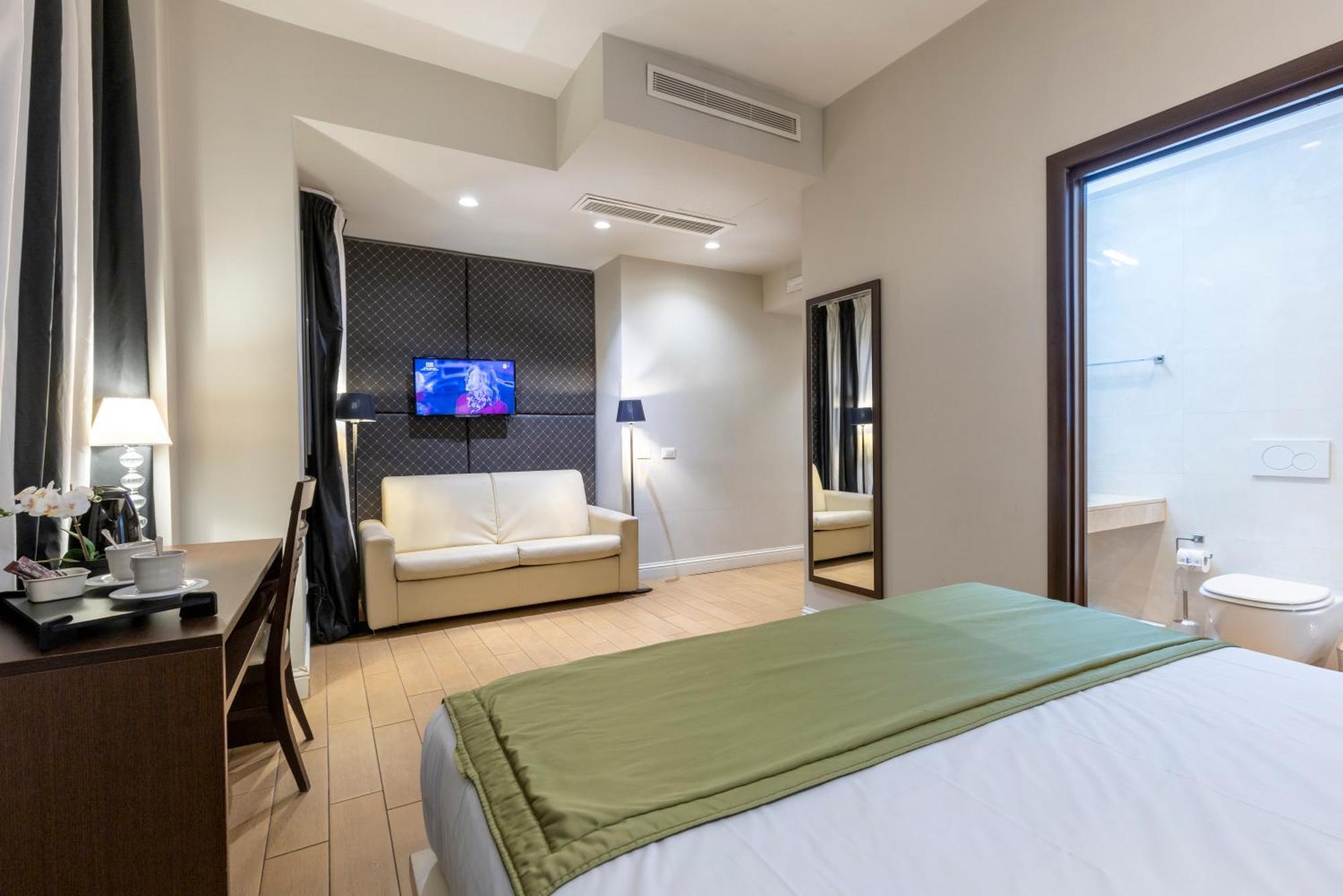 Chic&Town Luxury Rooms Piazza Del Popolo 1 — Photos 2
